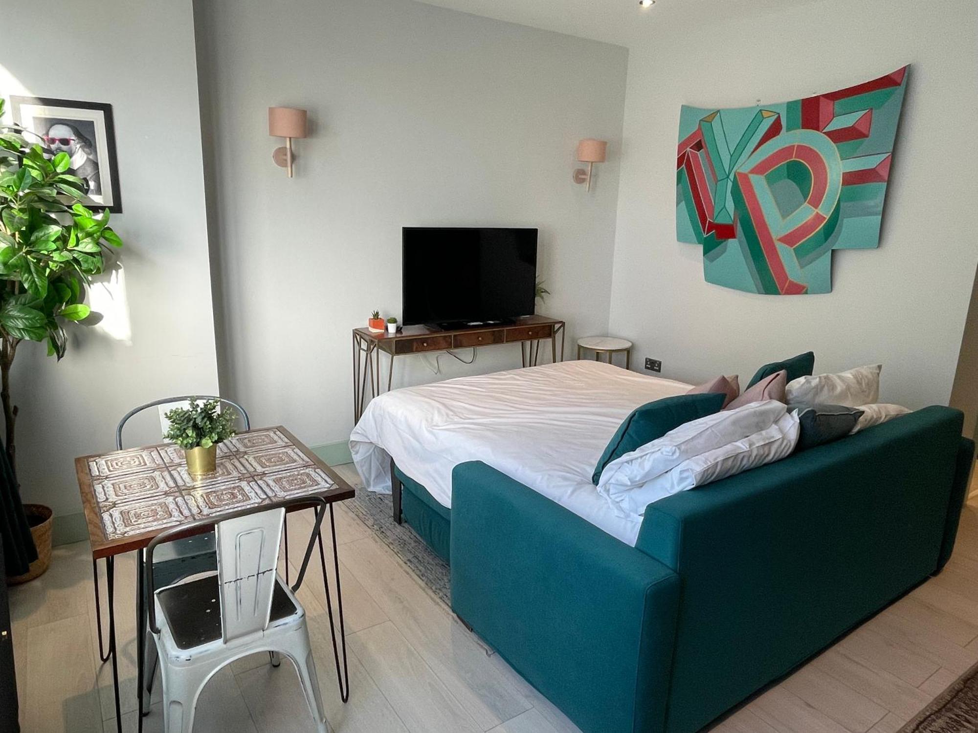 לונדון Cute 1-Bedroom Ground Apartment In Stoke Newington מראה חיצוני תמונה
